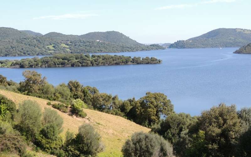 escursione-canoa-lago-liscia-sardegna